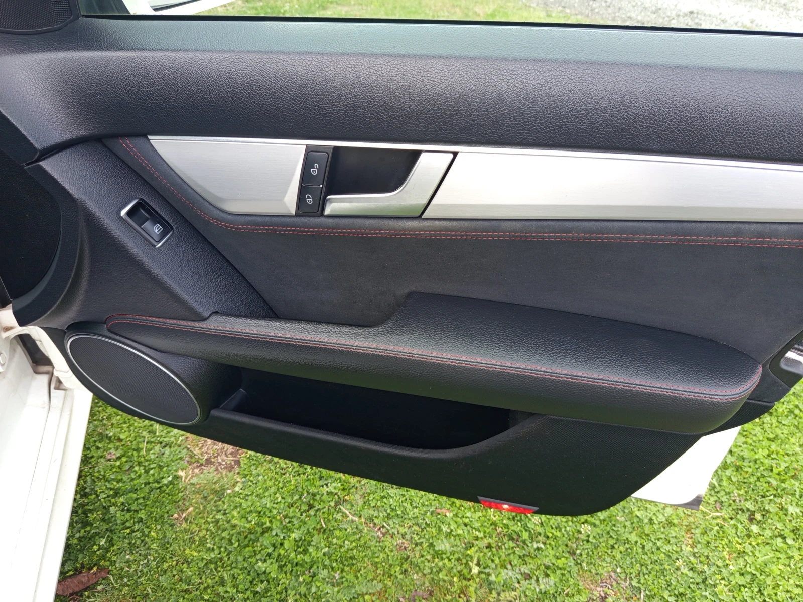 Mercedes-Benz C 300 AMG 300cdi Facelift AMG Paket..., снимка 11 - Автомобили и джипове - 54091917