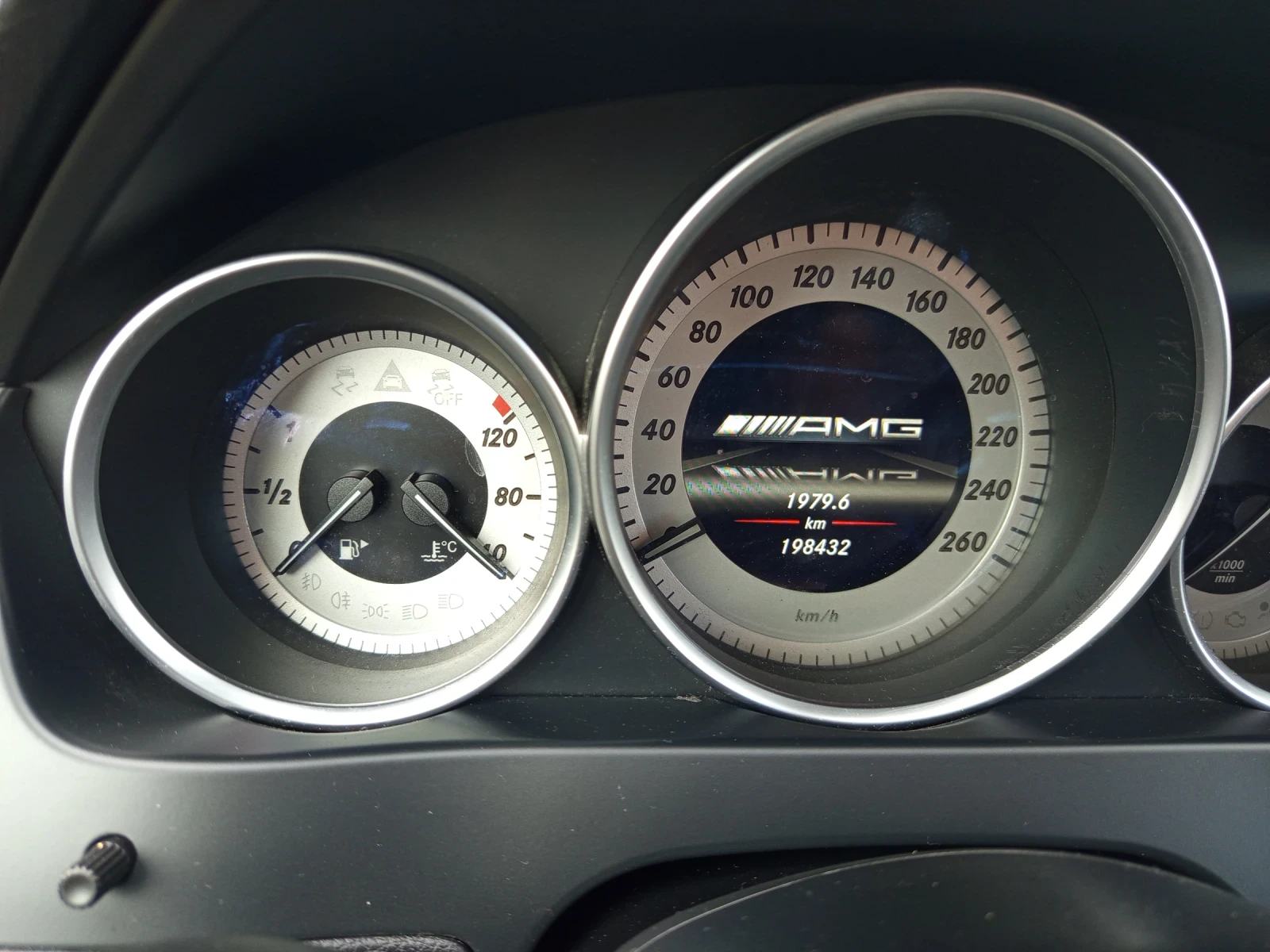 Mercedes-Benz C 300 AMG 300cdi Facelift AMG Paket..., снимка 2 - Автомобили и джипове - 54091917