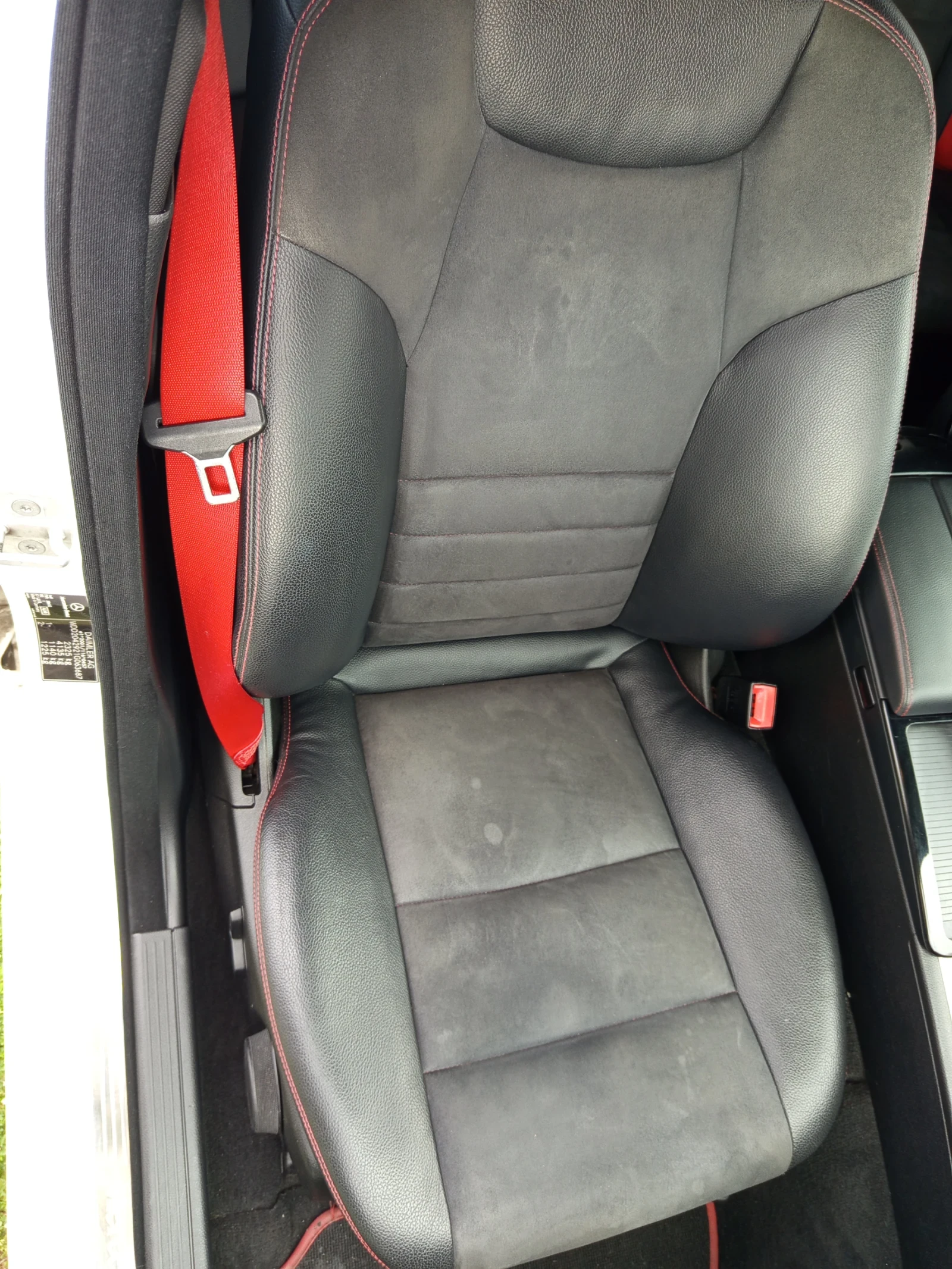 Mercedes-Benz C 300 AMG 300cdi Facelift AMG Paket..., снимка 9 - Автомобили и джипове - 54091917