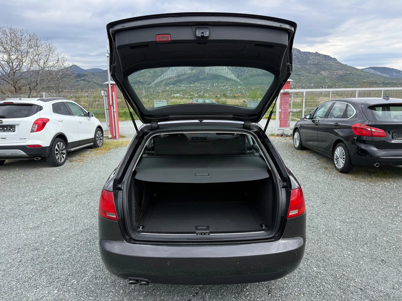 Audi A4 (KATO НОВА), снимка 13 - Автомобили и джипове - 54228962