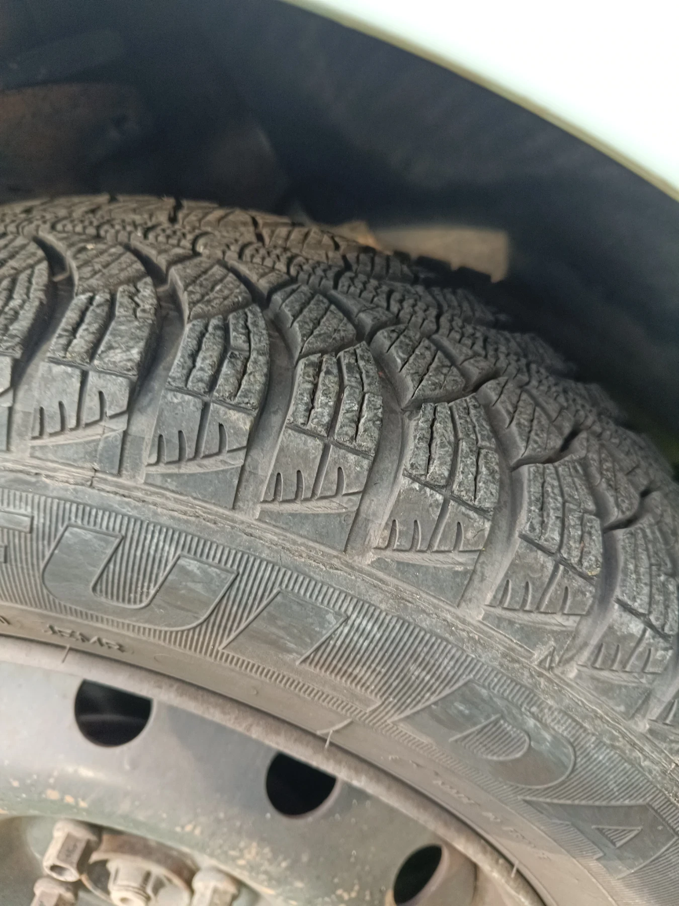 Dacia Logan, снимка 9 - Автомобили и джипове - 54242233