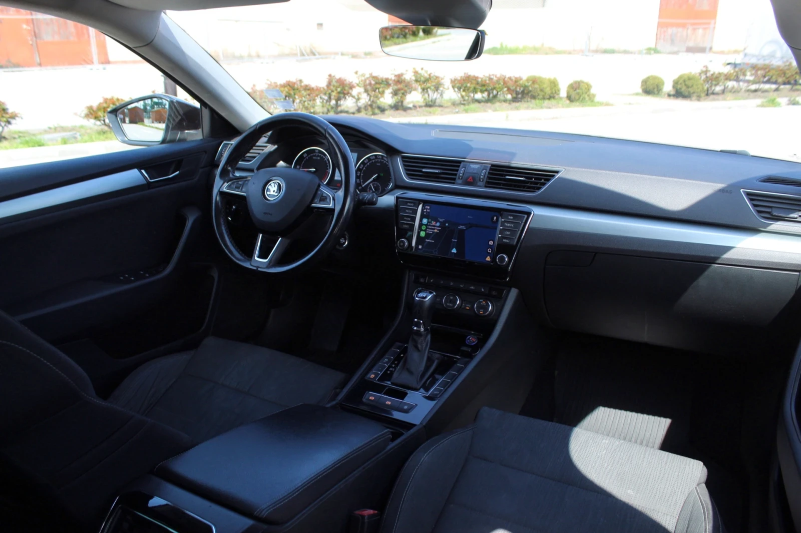 Skoda Superb, снимка 16 - Автомобили и джипове - 54954594
