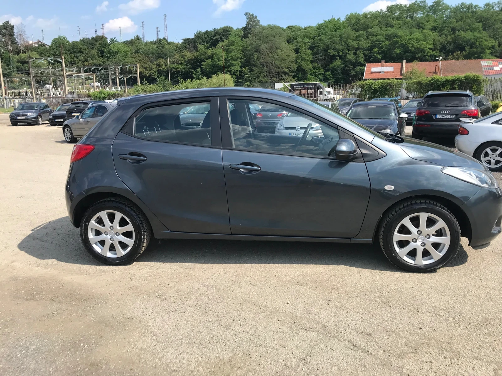 Mazda 2 1.5I AVTOMAT , снимка 6 - Автомобили и джипове - 55070918