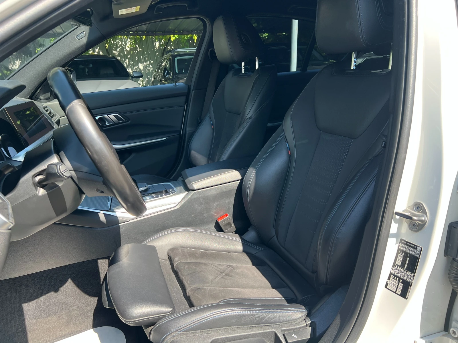 BMW 318 M-Pack, снимка 14 - Автомобили и джипове - 55170606