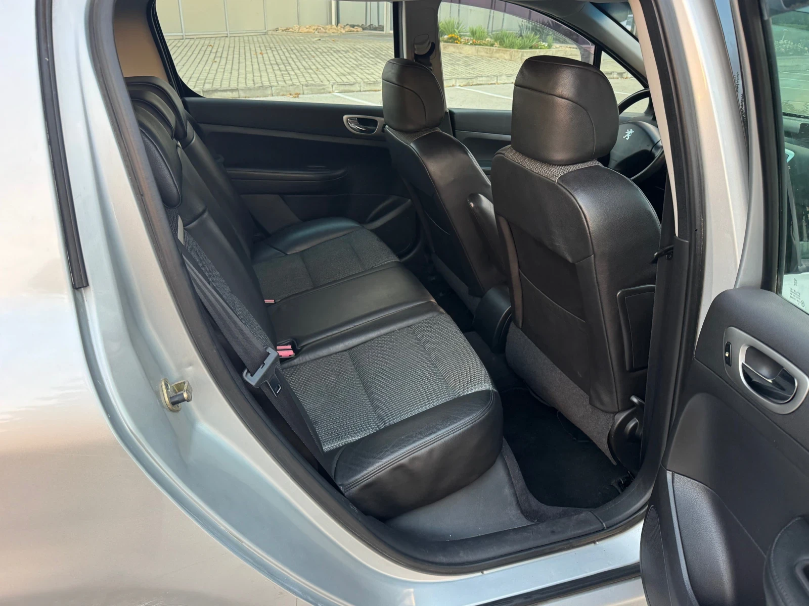 Peugeot 307, снимка 11 - Автомобили и джипове - 55927549
