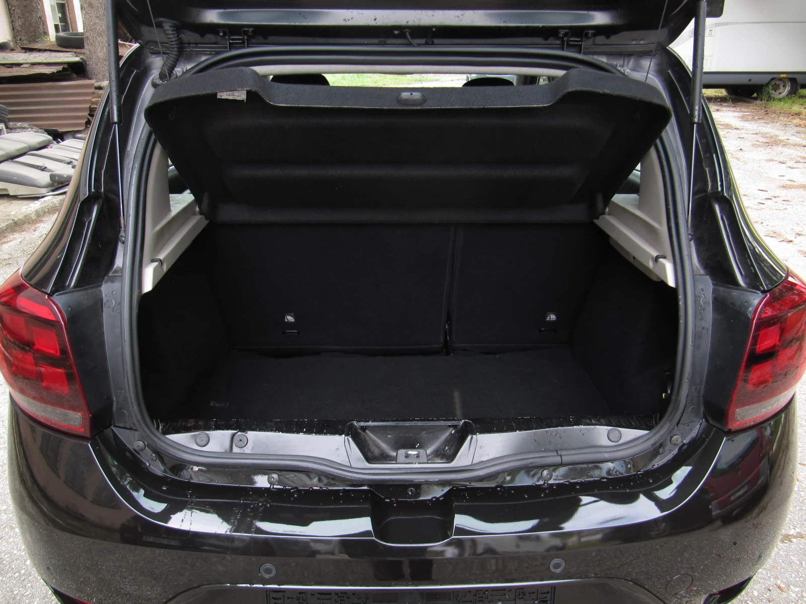 Dacia Sandero 0.9TCE LPG Фабр.газов инжекцион, снимка 15 - Автомобили и джипове - 55984679