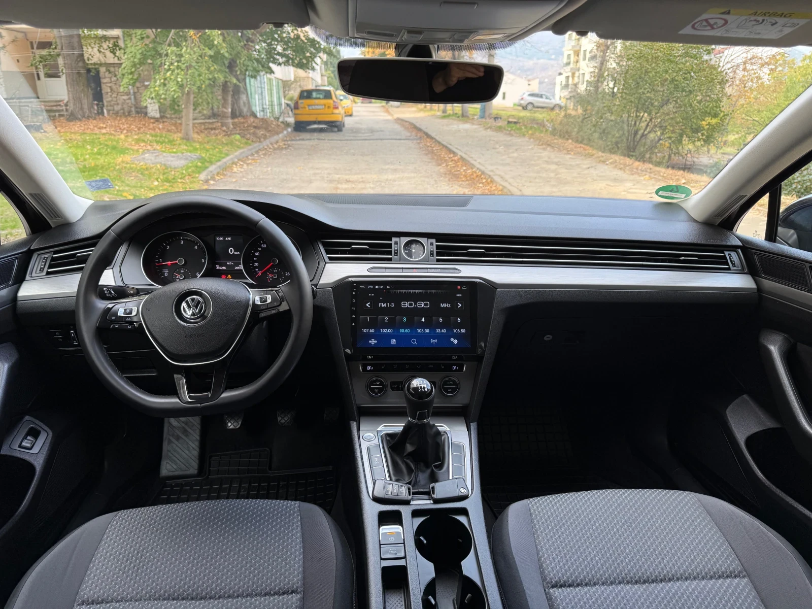 VW Passat 2.0 tdi, снимка 12 - Автомобили и джипове - 56642440
