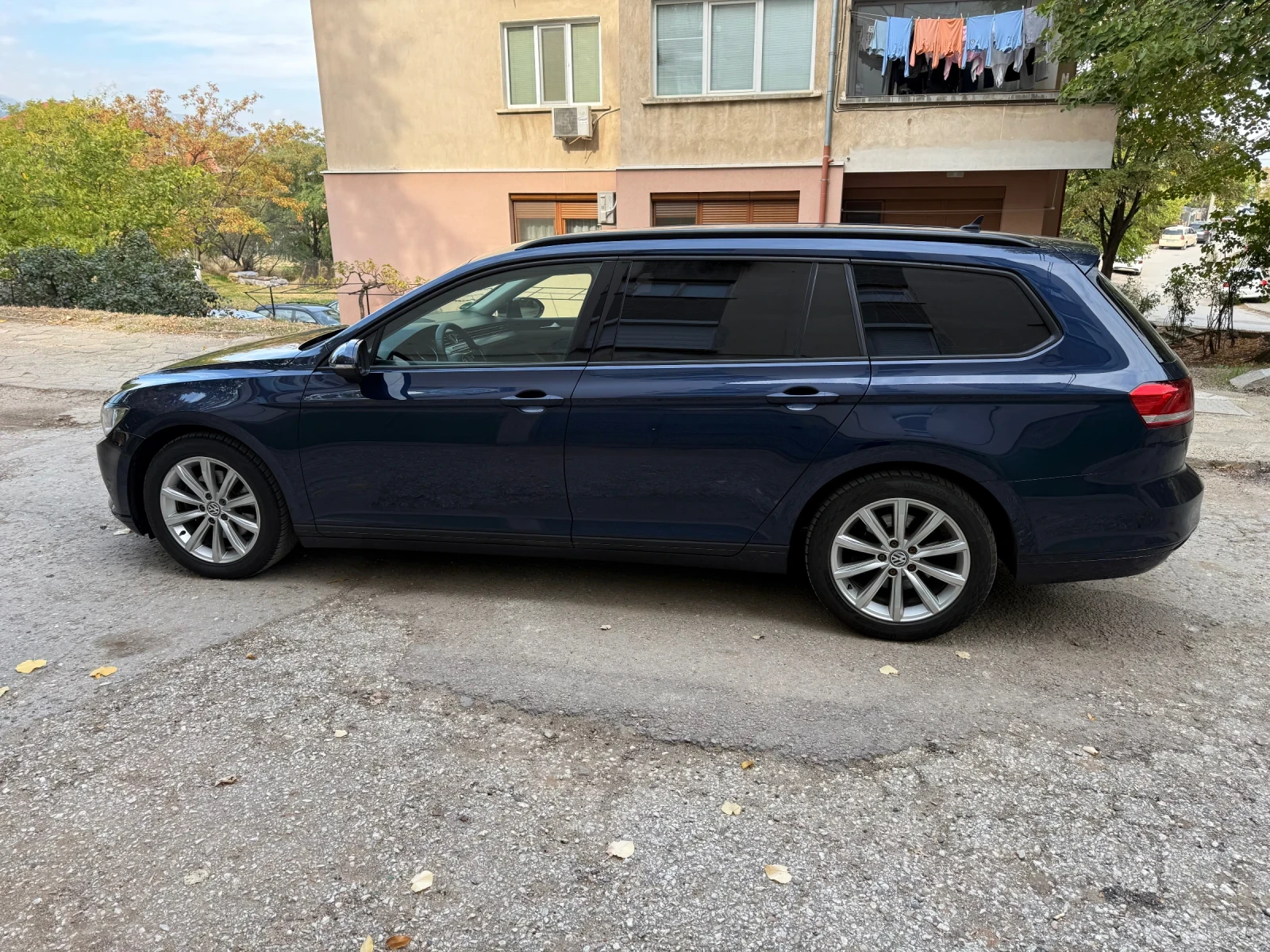 VW Passat 2.0 tdi, снимка 6 - Автомобили и джипове - 56642440