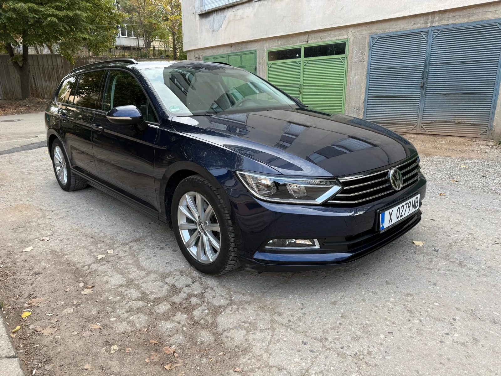 VW Passat 2.0 tdi, снимка 2 - Автомобили и джипове - 56642440