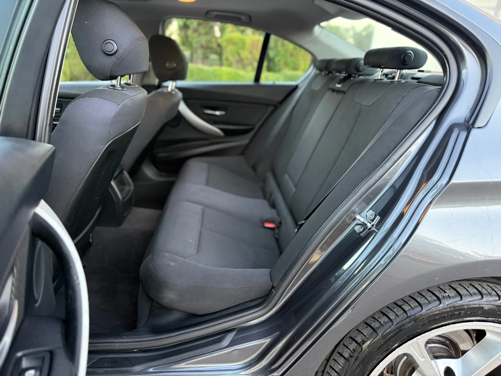 BMW 116 2.0 dizel, снимка 11 - Автомобили и джипове - 56657324