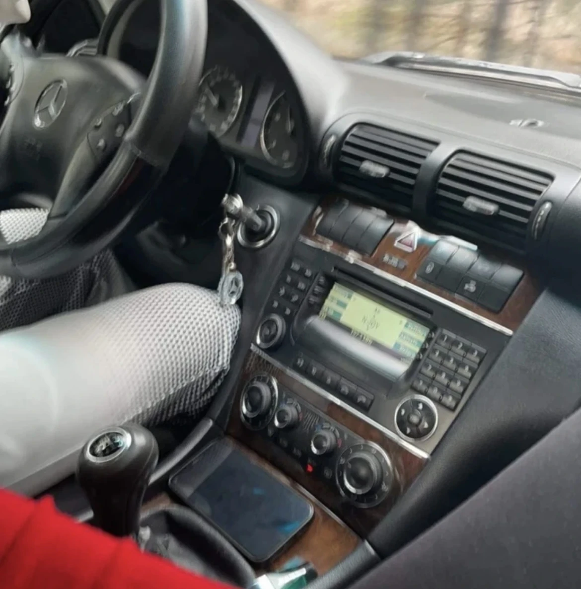 Mercedes-Benz C 200, снимка 5 - Автомобили и джипове - 56685951