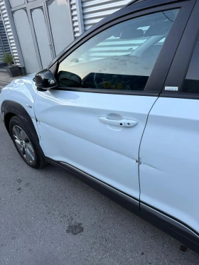 Hyundai Kona Premium+ Head-Up+ Key Less Go+ Car-play+ Кожа, снимка 2