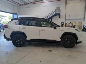 Toyota Rav4 HYBRYD УНИКАЛНА , снимка 4