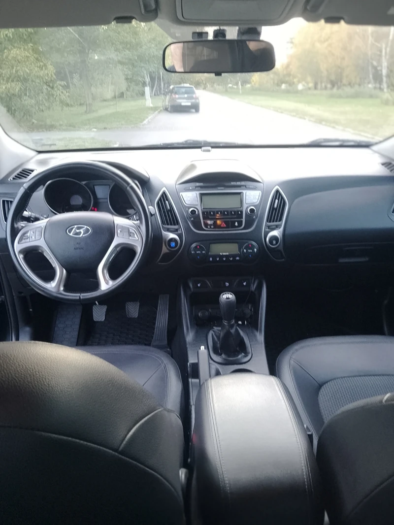 Hyundai IX35, снимка 16 - Автомобили и джипове - 47572715