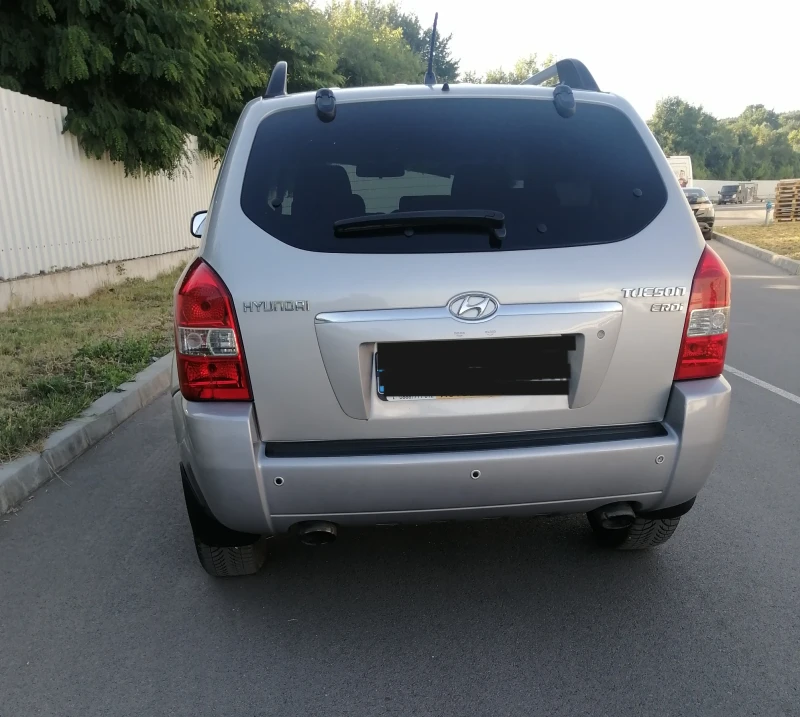Hyundai Tucson 2.0 CRDi, снимка 6 - Автомобили и джипове - 51337551