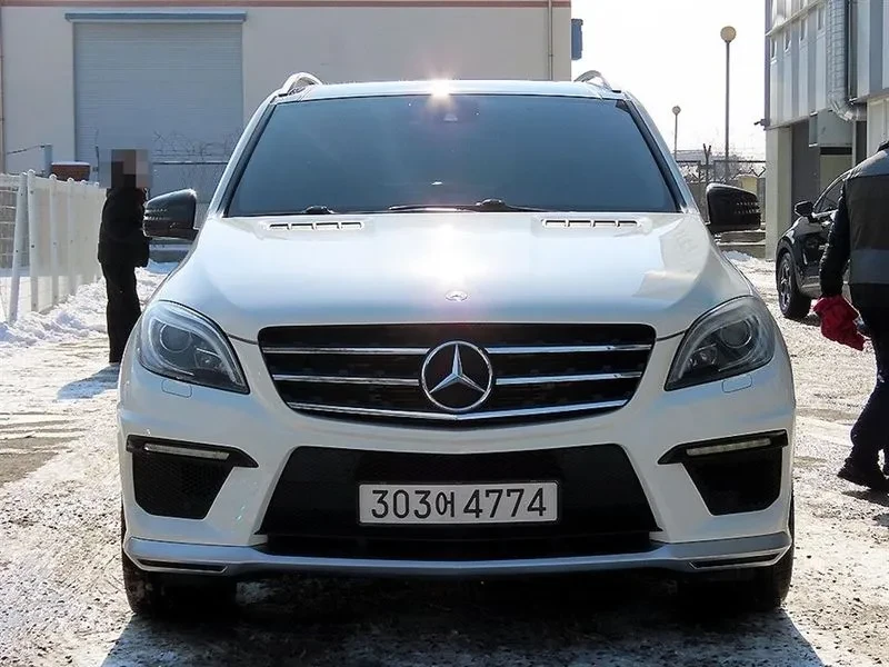 Mercedes-Benz ML 63 AMG W166 Ml63 Amg, снимка 2 - Автомобили и джипове - 55276408