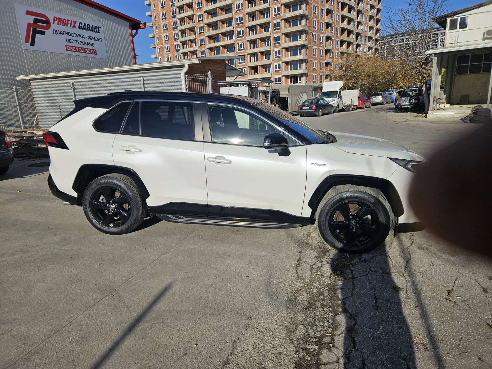 Toyota Rav4 HYBRYD FULL УНИКАЛНА  ГАРАНЦИЯ - изображение 10