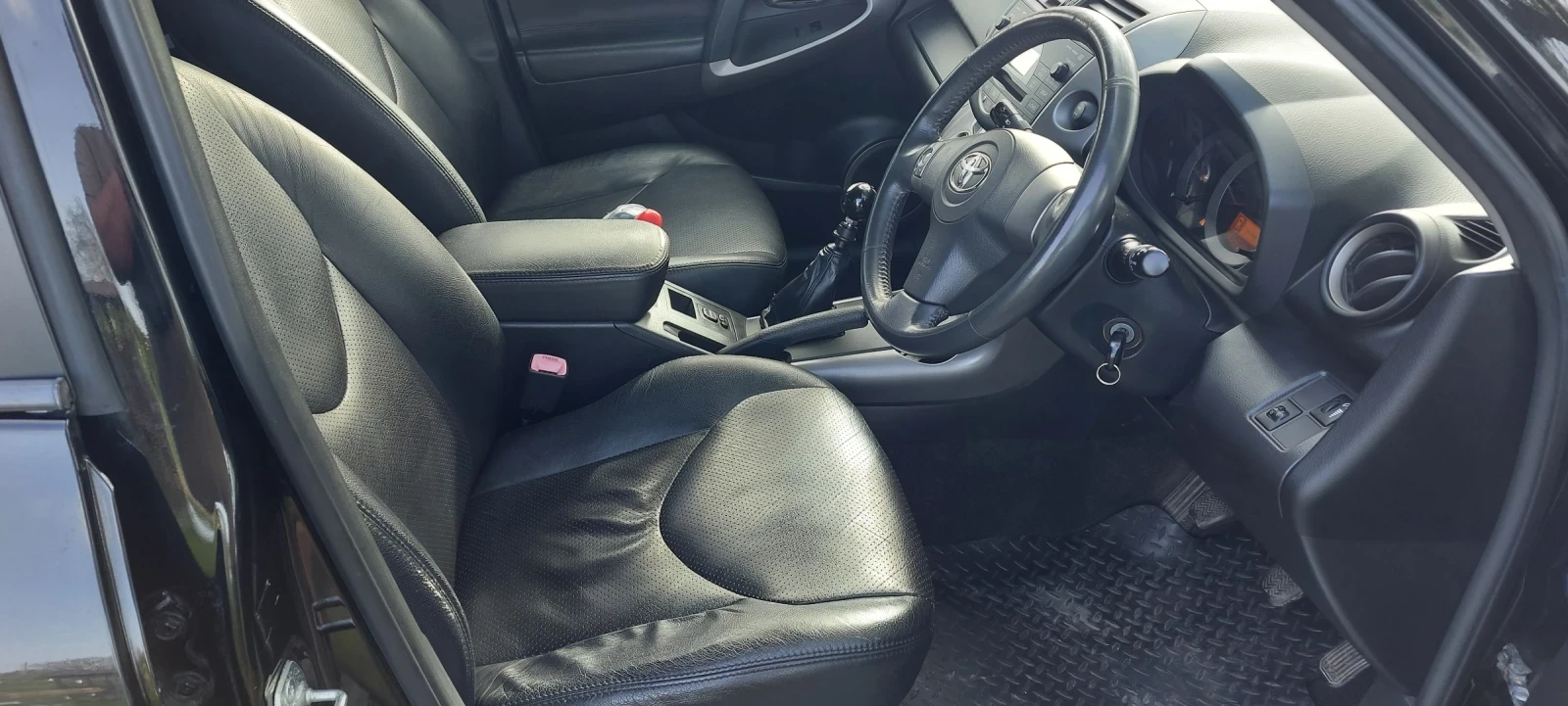 Toyota Rav4  - изображение 5