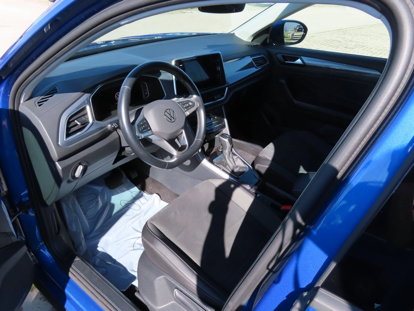 VW T-Roc VW T- Roc Style 1.5 TSI OPF DSG | Mobile.bg � ����������� 4