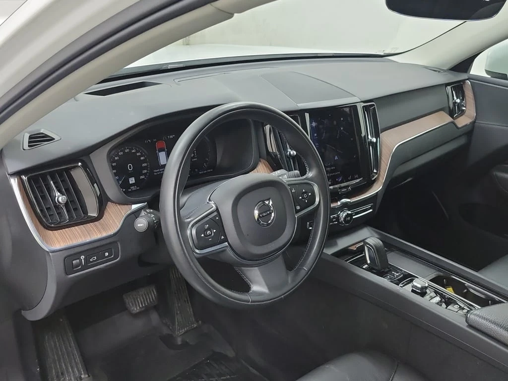 Volvo XC60 * INSCRIPTION EXPRESSION * CARFAX * БЕЗ ПЪРВОНАЧАЛ - изображение 10