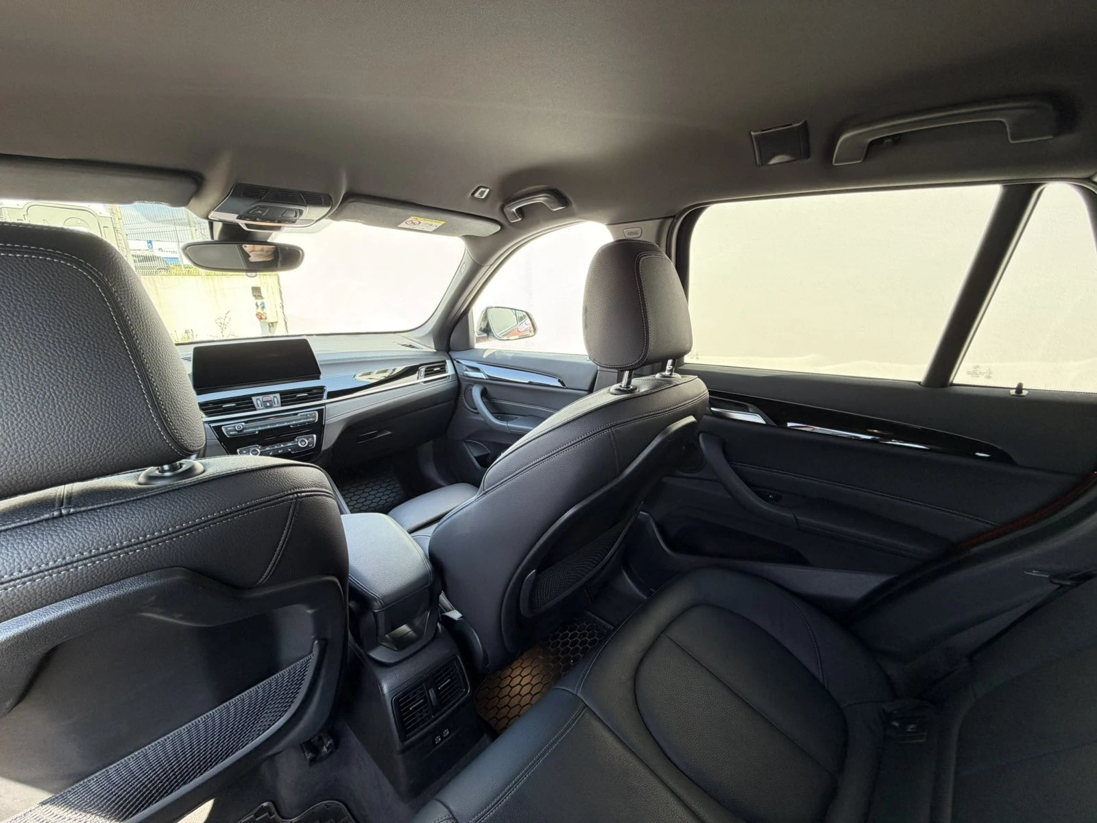 BMW X1 xDrive25e, снимка 8 - Автомобили и джипове - 53190447