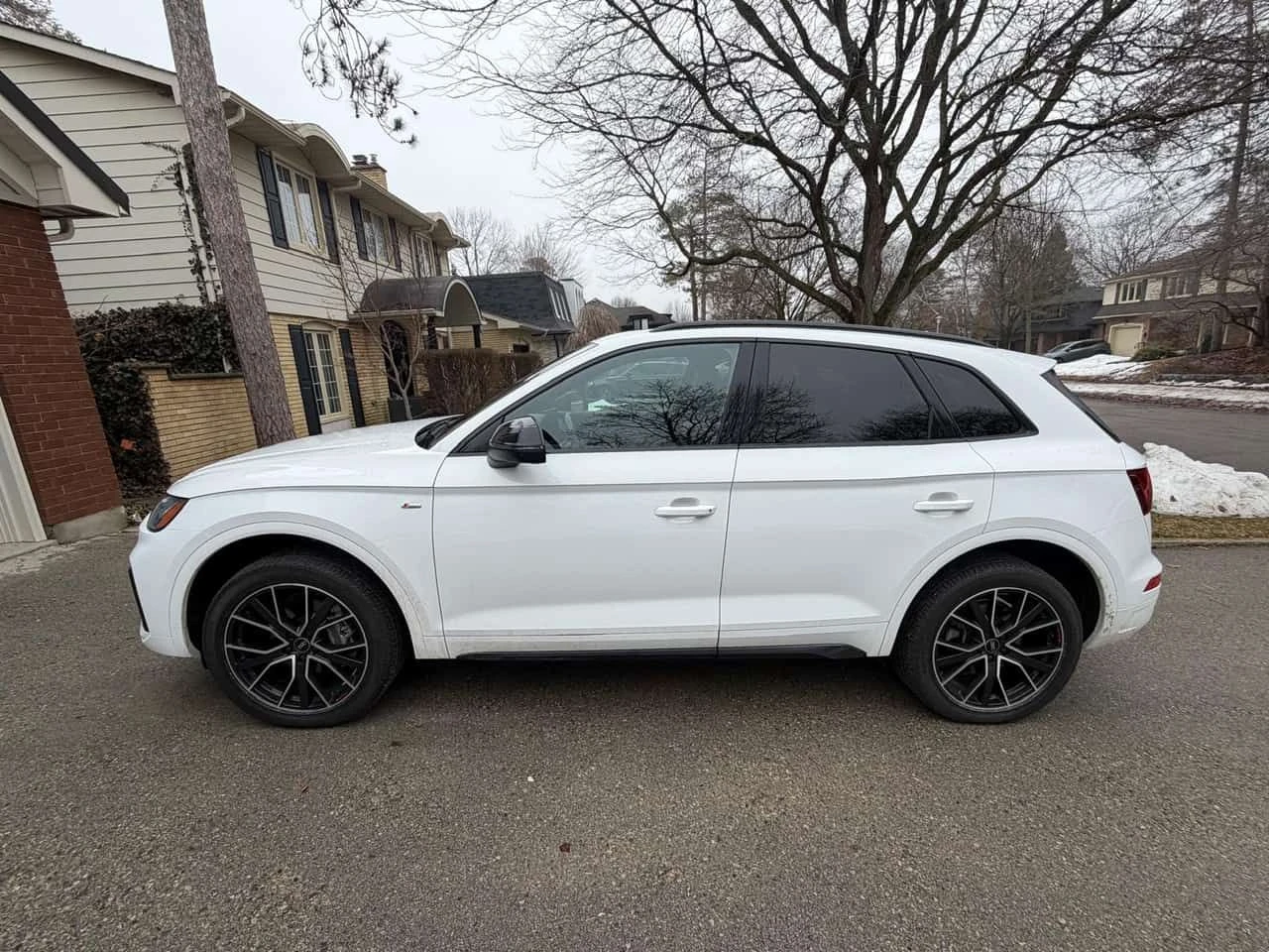 Audi Q5 Progressiv  CARFAX, снимка 2 - Автомобили и джипове - 53745480