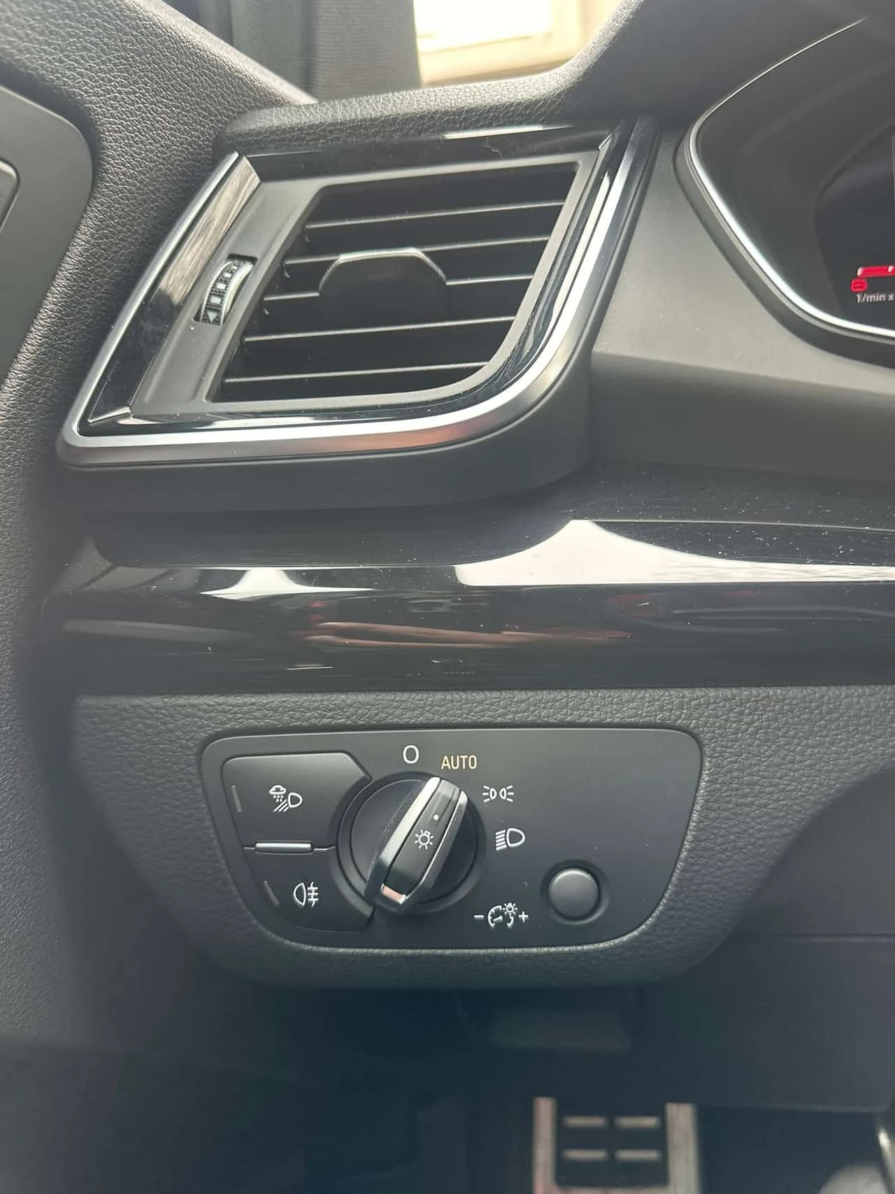 Audi Q5 Progressiv  CARFAX, снимка 14 - Автомобили и джипове - 53745480