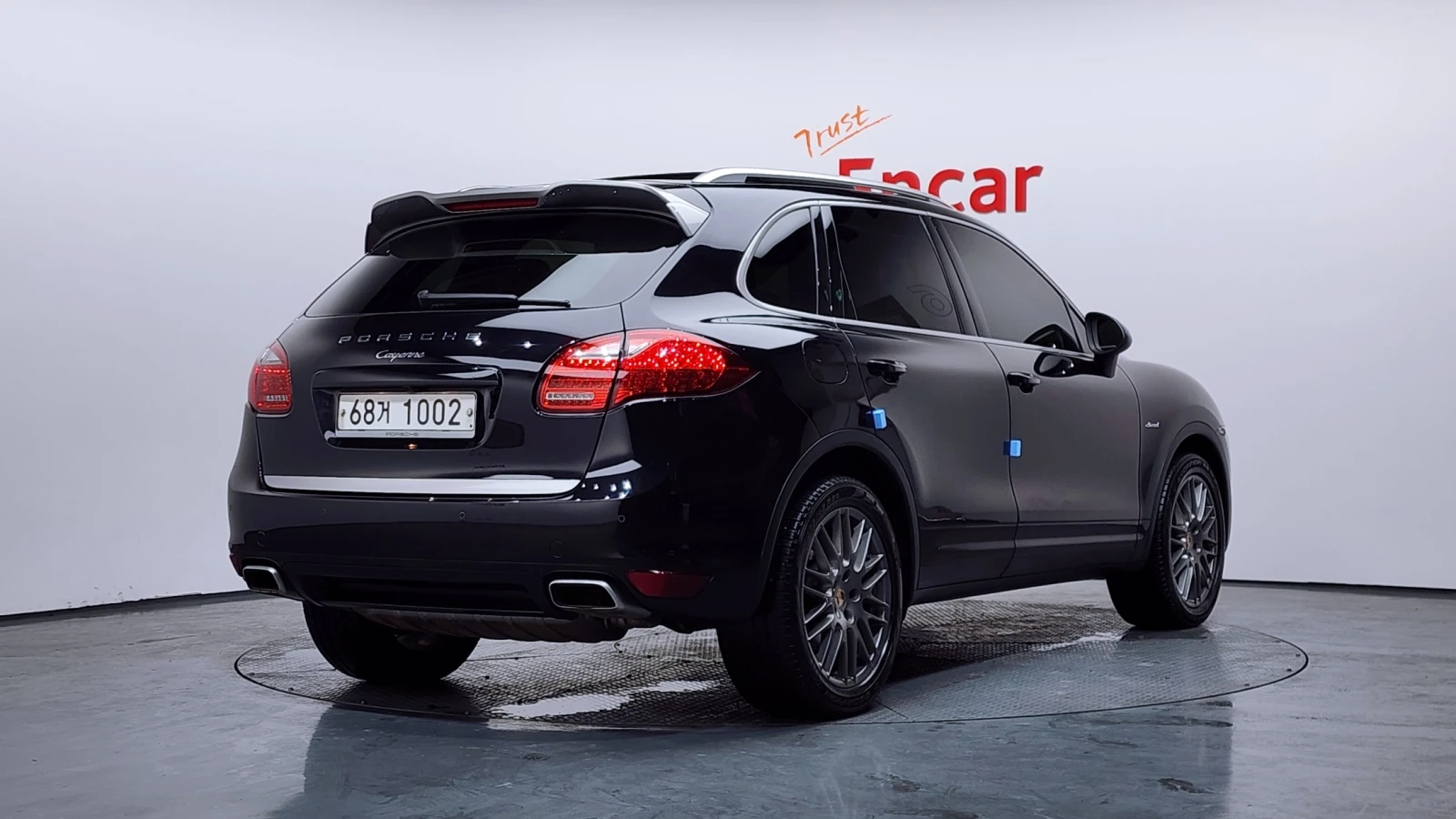 Porsche Cayenne Platinum Edition 3.0 Diesel 4WD, снимка 2 - Автомобили и джипове - 54511359