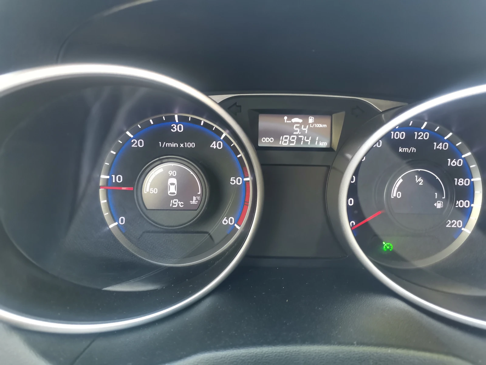 Hyundai IX35 1, 7cdti фейс, снимка 14 - Автомобили и джипове - 54679763