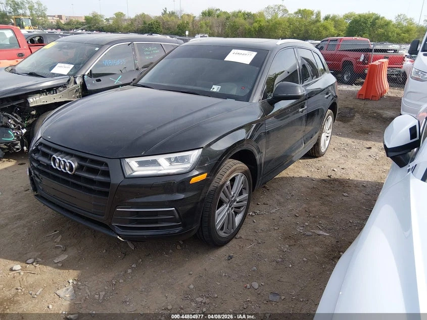 Audi Q5 2.0l 2.0T Premium, снимка 2 - Автомобили и джипове - 54759678