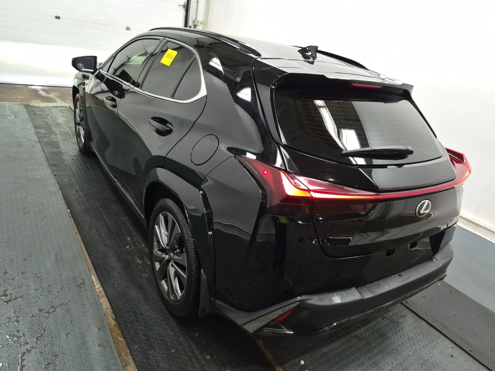 Lexus UX 300h F SPORT * NAVI * LED * BLIND SPOT * CARFAX * , снимка 6 - Автомобили и джипове - 54992076