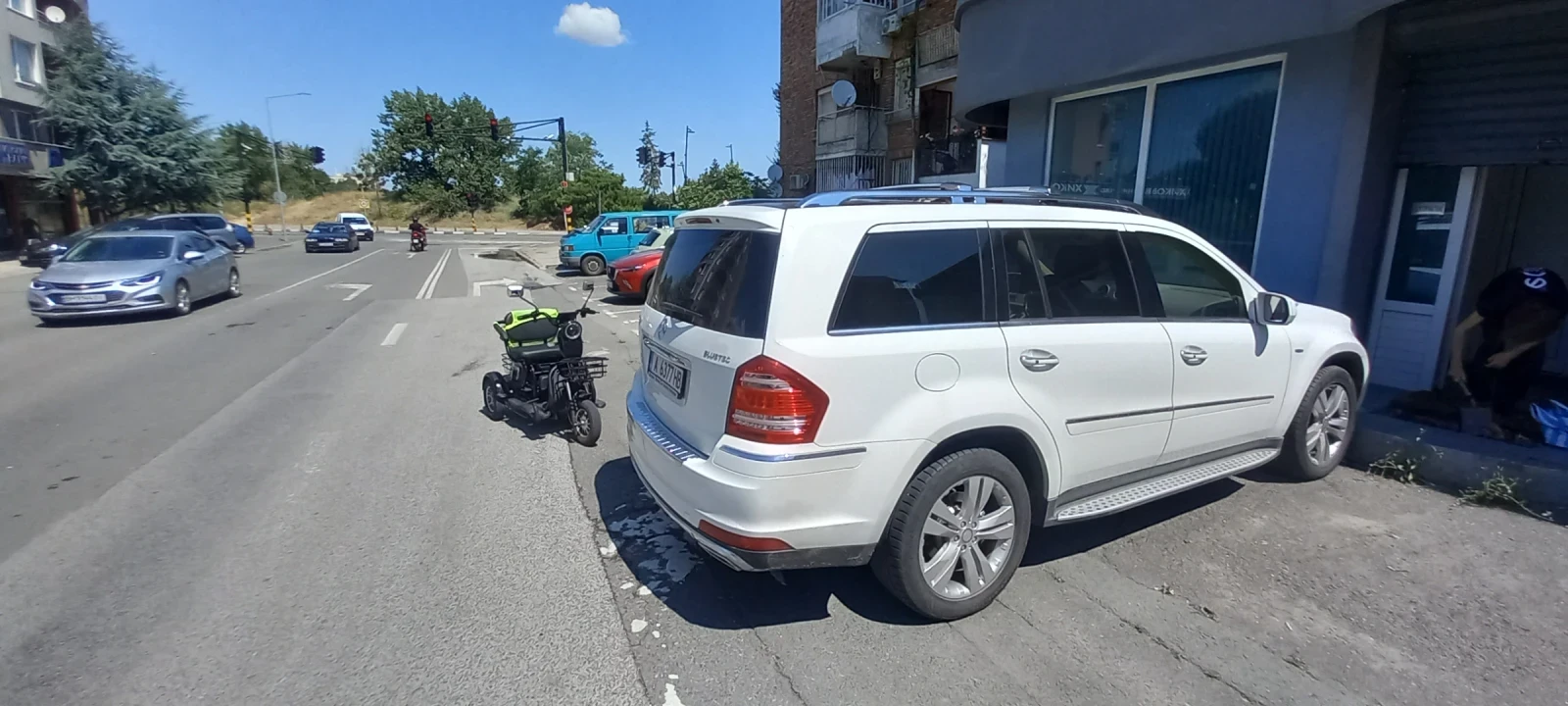 Mercedes-Benz GL 350, снимка 5 - Автомобили и джипове - 55188811