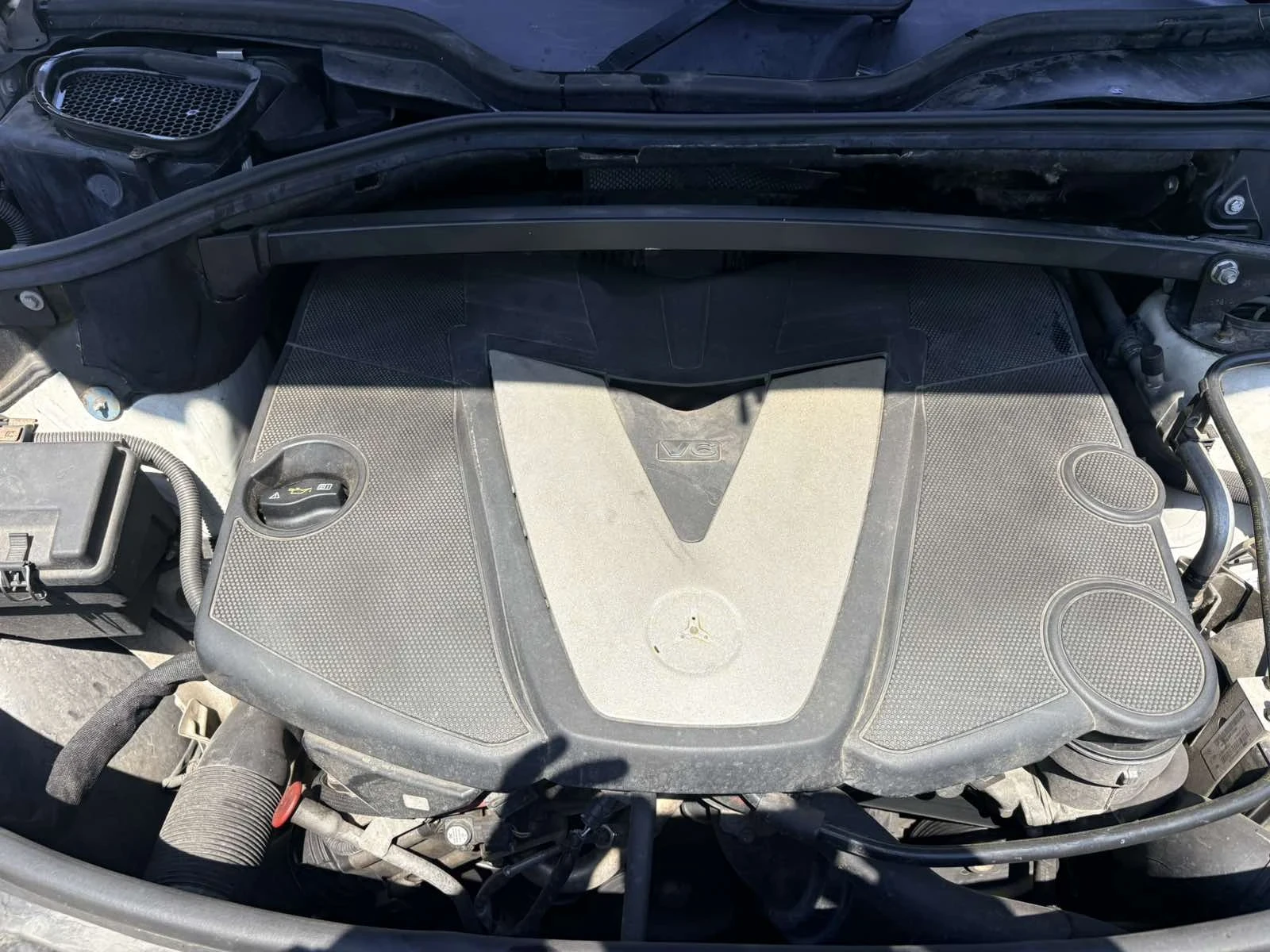 Mercedes-Benz GL 350, снимка 8 - Автомобили и джипове - 55608588