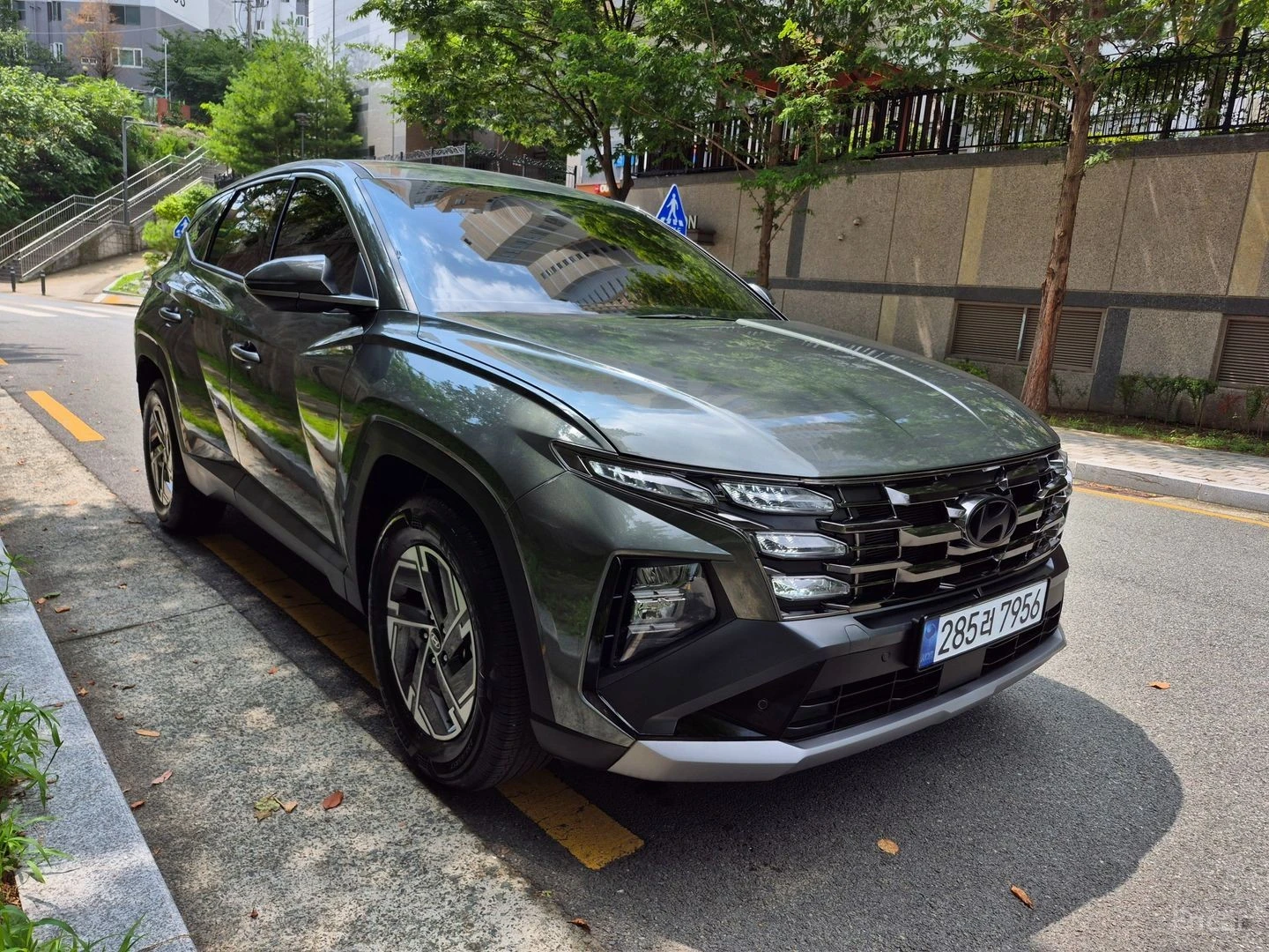 Hyundai Tucson DIGITAL* КАМЕРА* ОБДУХВАНЕ* 4 ПОДГРЕВА, снимка 3 - Автомобили и джипове - 55586720
