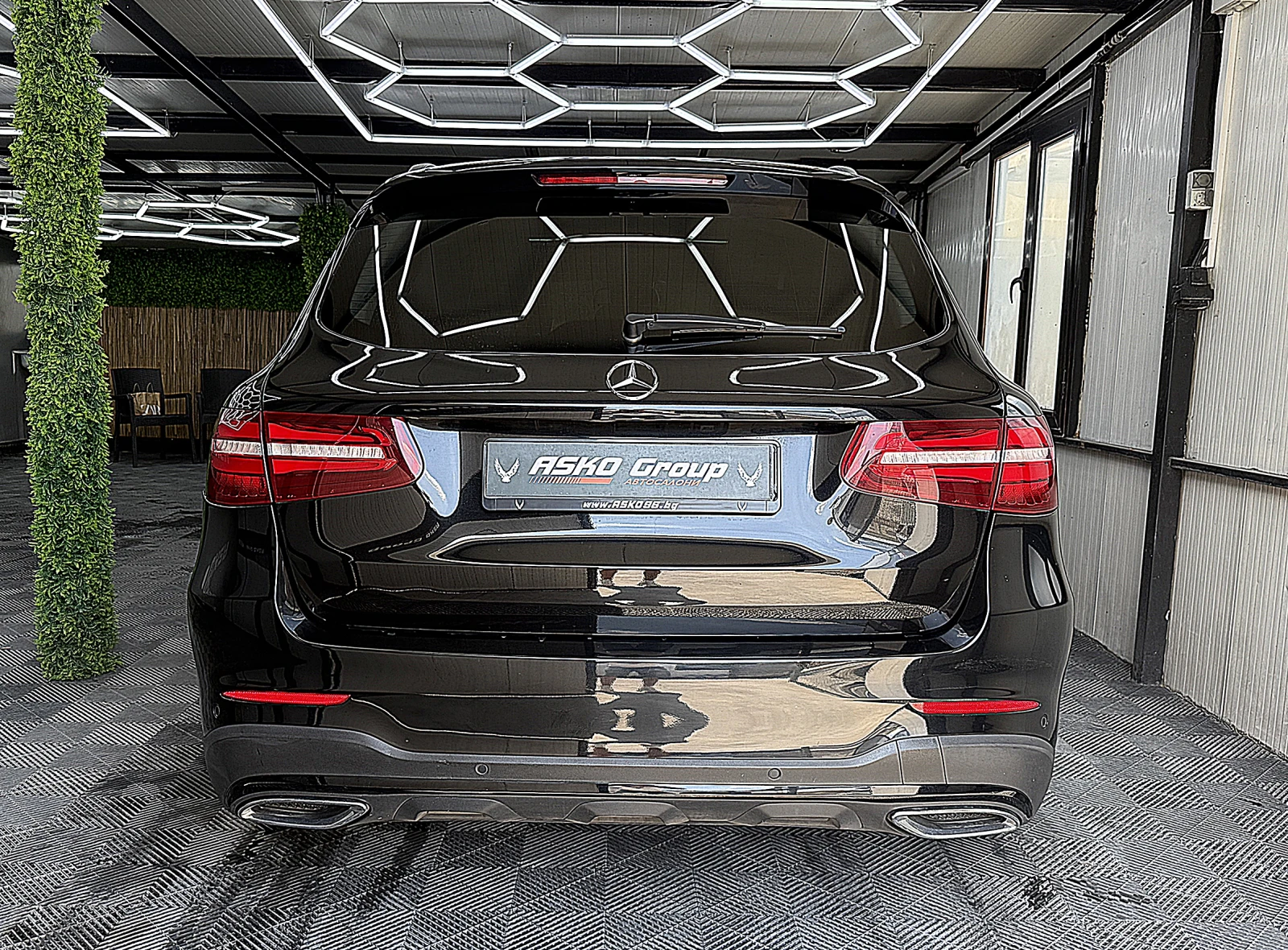 Mercedes-Benz GLC 250 360-K/PANORAMA/AMG/Keyless/СОБСТВЕН ЛИЗИНГ, снимка 5 - Автомобили и джипове - 55834518