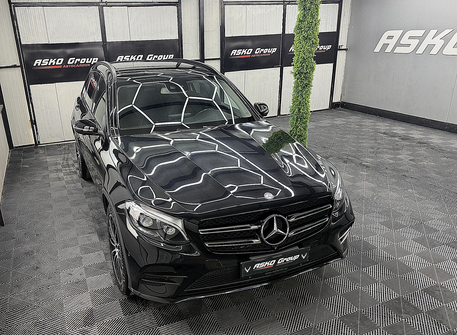 Mercedes-Benz GLC 250 360-K/PANORAMA/AMG/Keyless/СОБСТВЕН ЛИЗИНГ, снимка 7 - Автомобили и джипове - 55834518