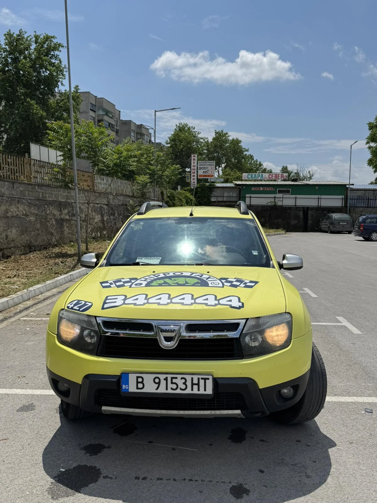 Dacia Duster 1.6, снимка 2 - Автомобили и джипове - 55838425