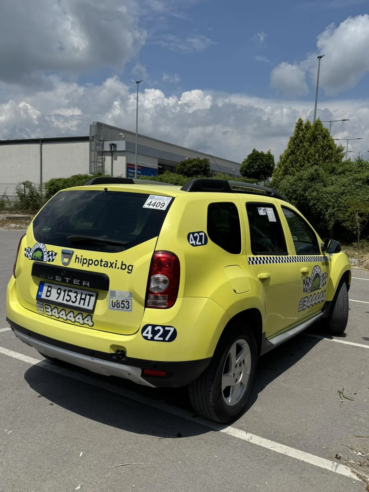 Dacia Duster 1.6, снимка 5 - Автомобили и джипове - 55838425