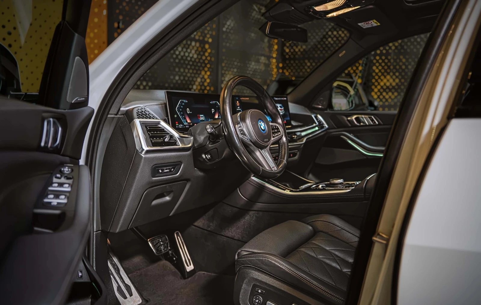 BMW X5 50e xDrive M-Sport PRO PHEV, снимка 5 - Автомобили и джипове - 56067985