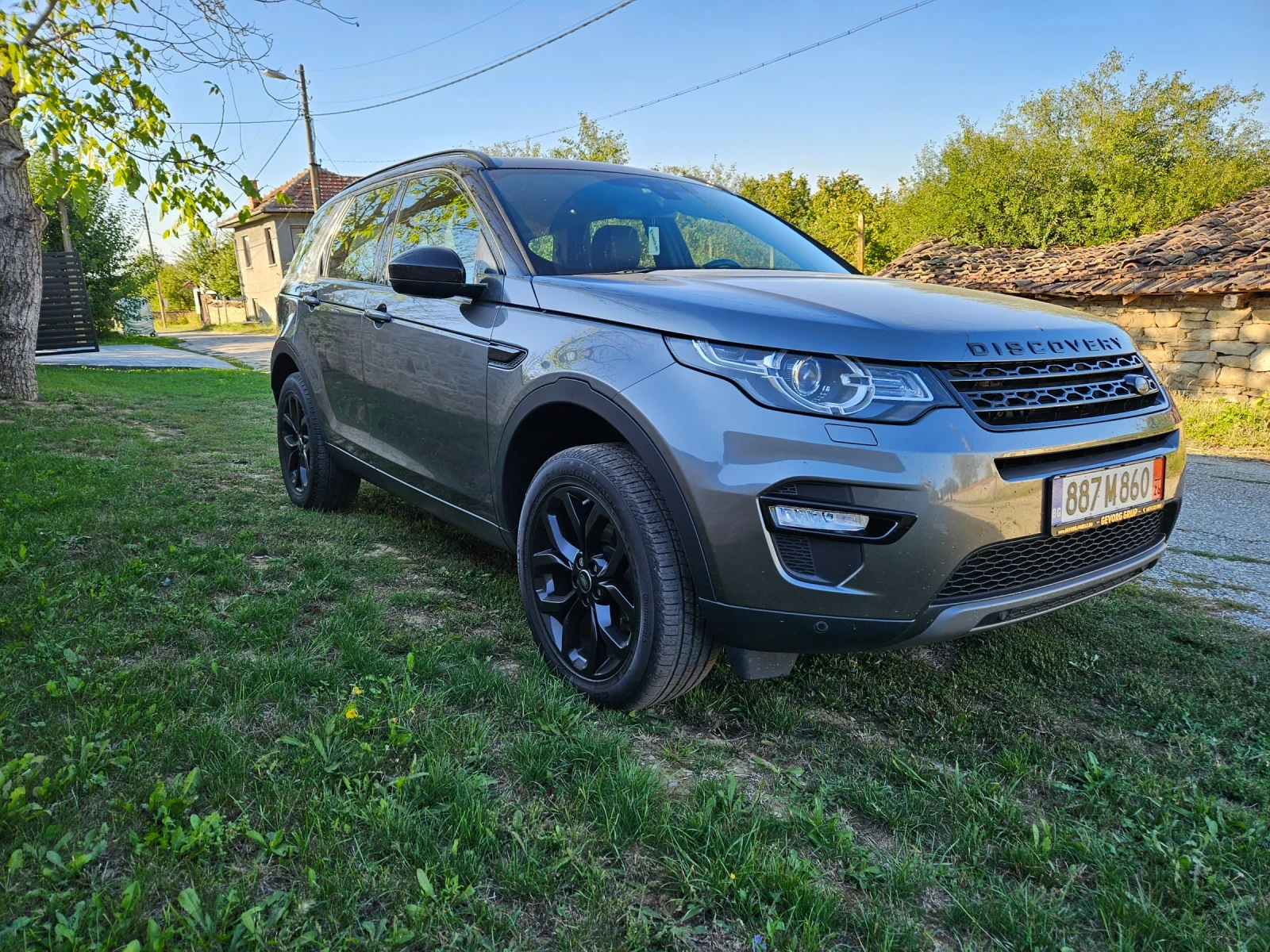 Land Rover Discovery Sport, снимка 2 - Автомобили и джипове - 56394399
