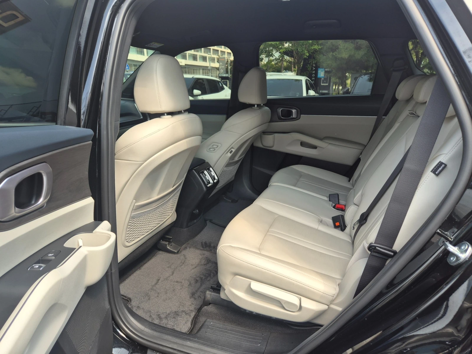 Kia Sorento * SINGATURE* FULL MAX * КРАЙНА ЦЕНА* , снимка 7 - Автомобили и джипове - 56694821