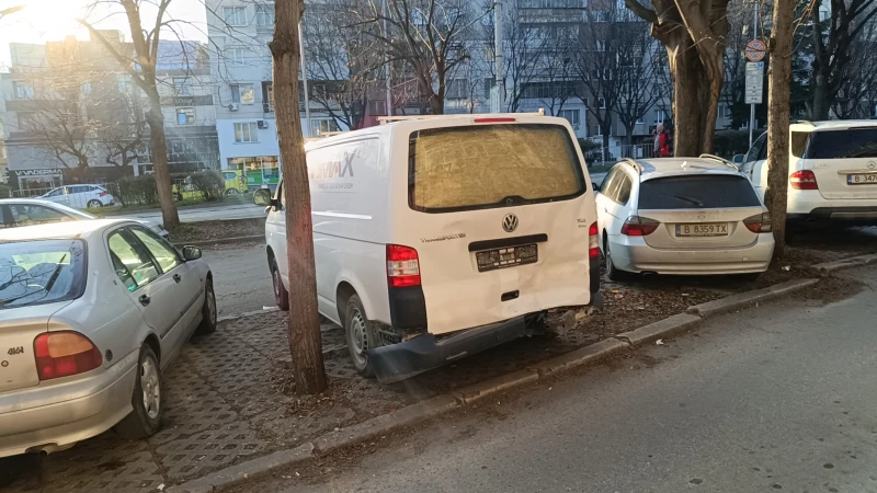 VW Transporter, снимка 4 - Бусове и автобуси - 48798826