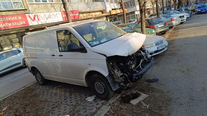 VW Transporter, снимка 2 - Бусове и автобуси - 48798826