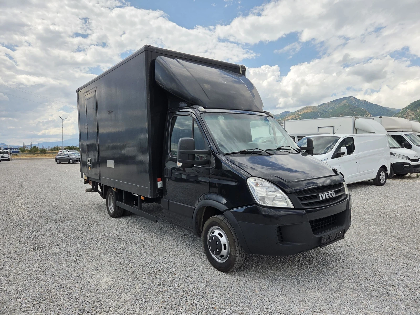 Iveco Daily Категория Б 4.20м - изображение 2