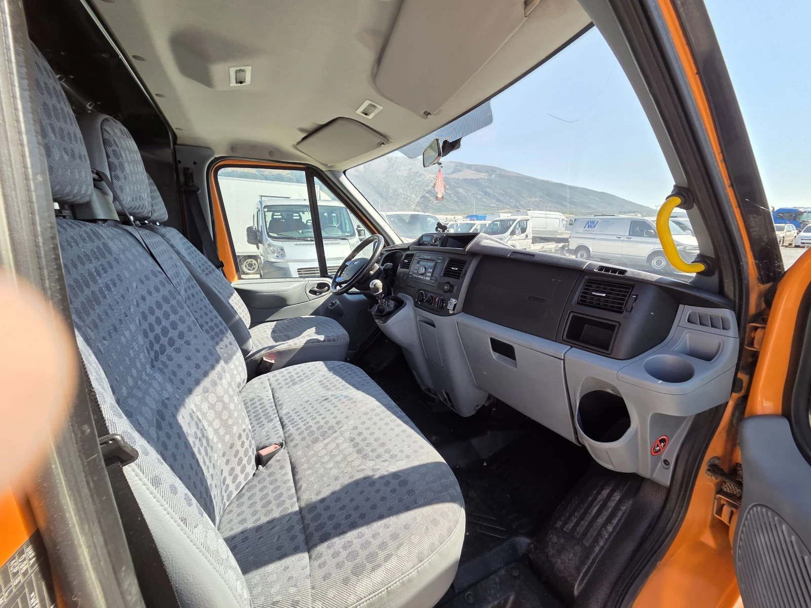Ford Transit  - изображение 10