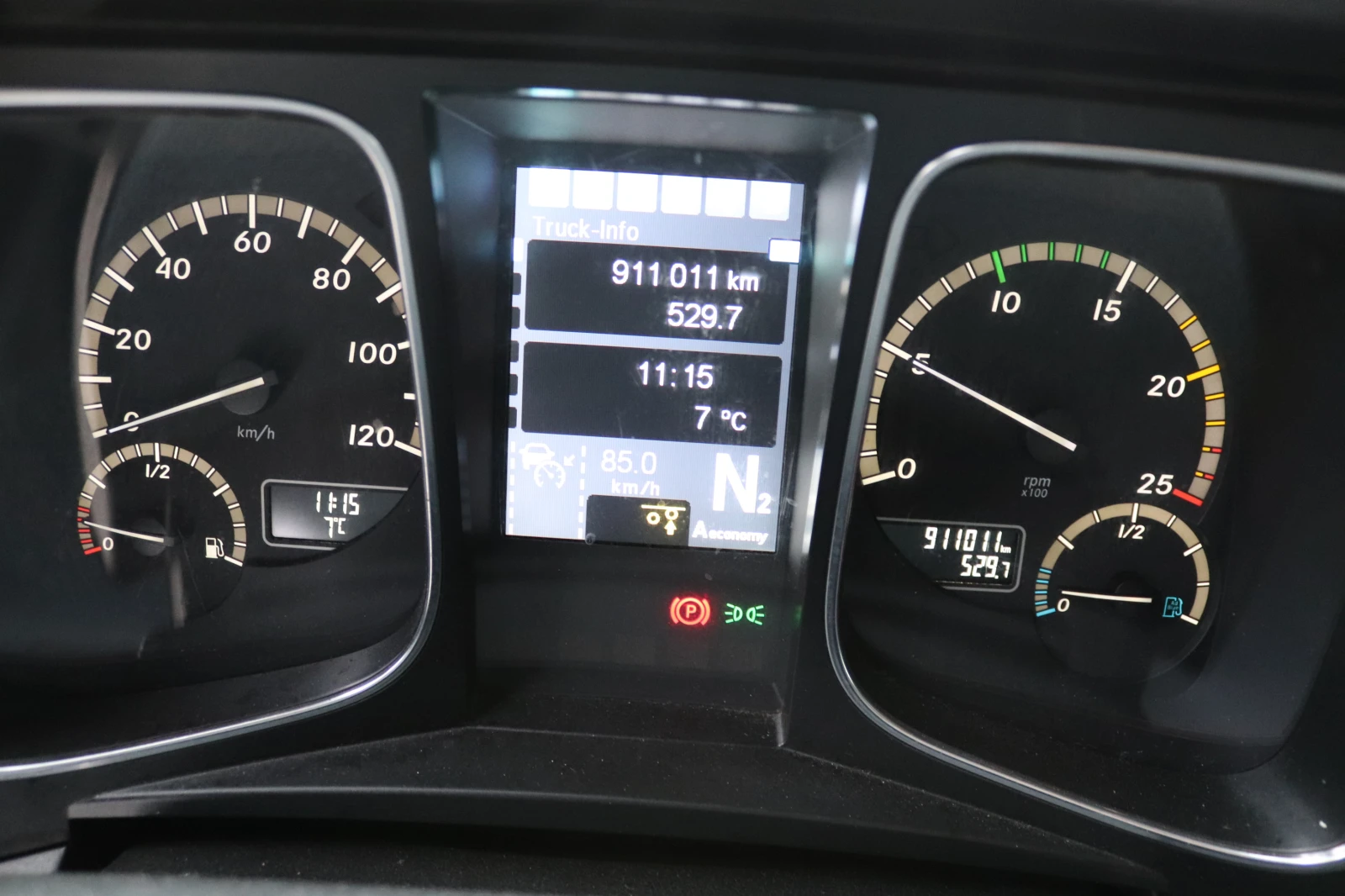 Mercedes-Benz Actros 2543 | Mobile.bg   17