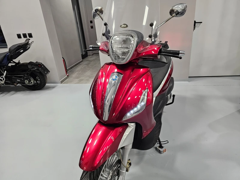 Piaggio Beverly 300ie, Led, 2012г., снимка 6 - Мотоциклети и мототехника - 48876646