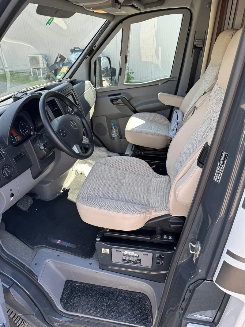 Кемпер HYMER / ERIBA ML 580 автоматик, снимка 7 - Каравани и кемпери - 53192840