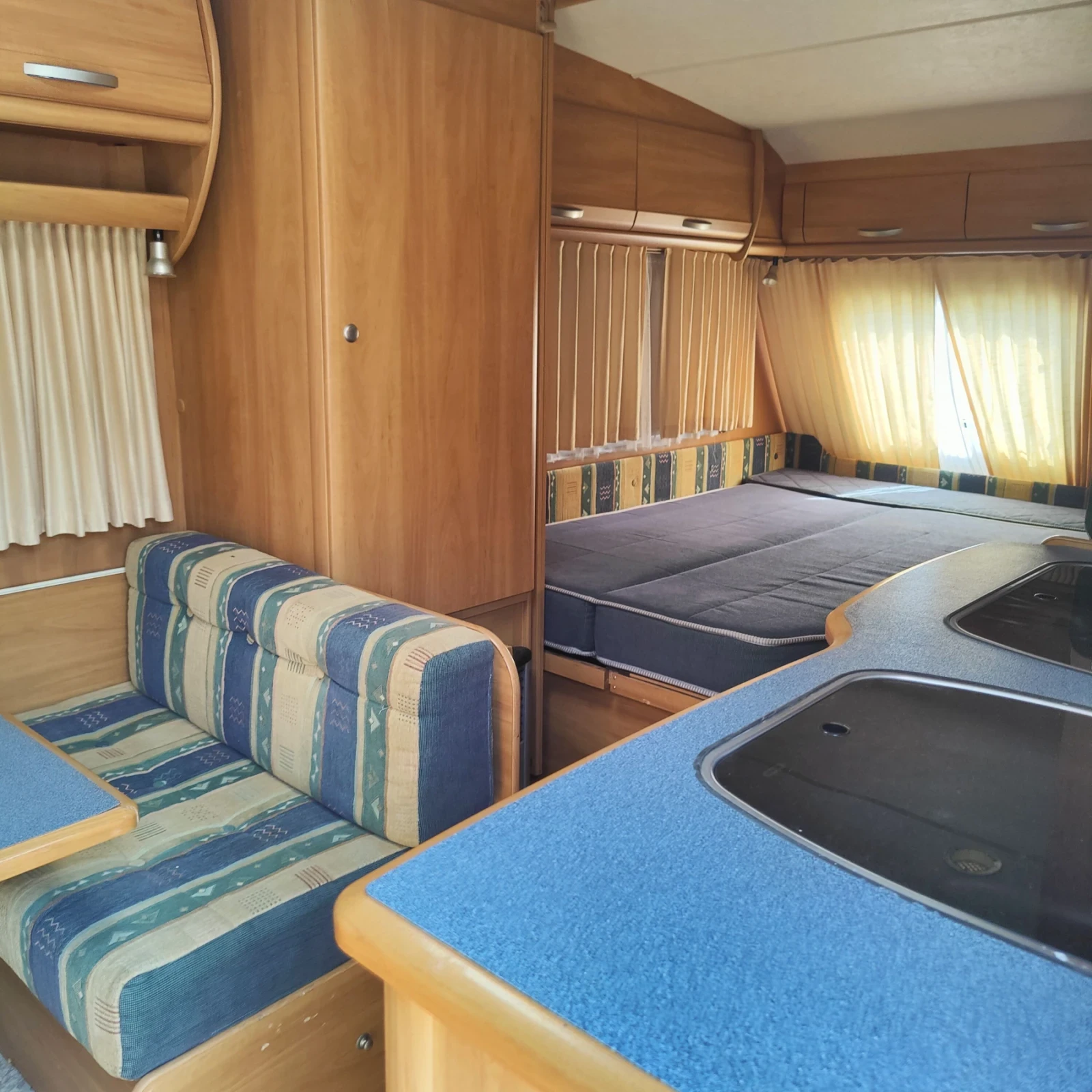 Каравана Swift Toscane, снимка 6 - Каравани и кемпери - 55849542