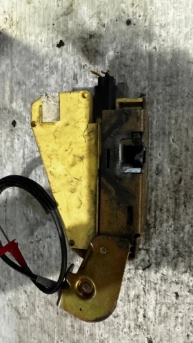 Брава за врата за Ford Escort - 91AG220A20BB / 403.905 / 91AB-A21812-CE, снимка 2 - Части - 53144808